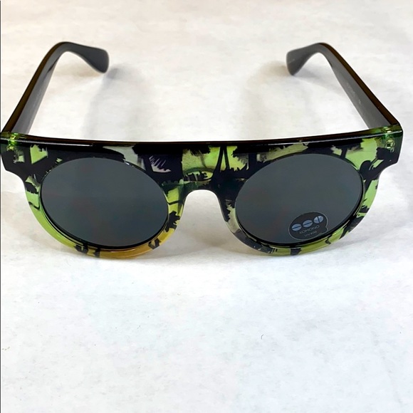 KOMONO sunglasses NEW Green and Black Palm Tree Sunglasses - Picture 13 of 14